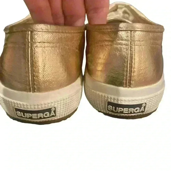 Superga Gold Metallic Sneaker size 38 size 7.5 - Picture 8 of 10
